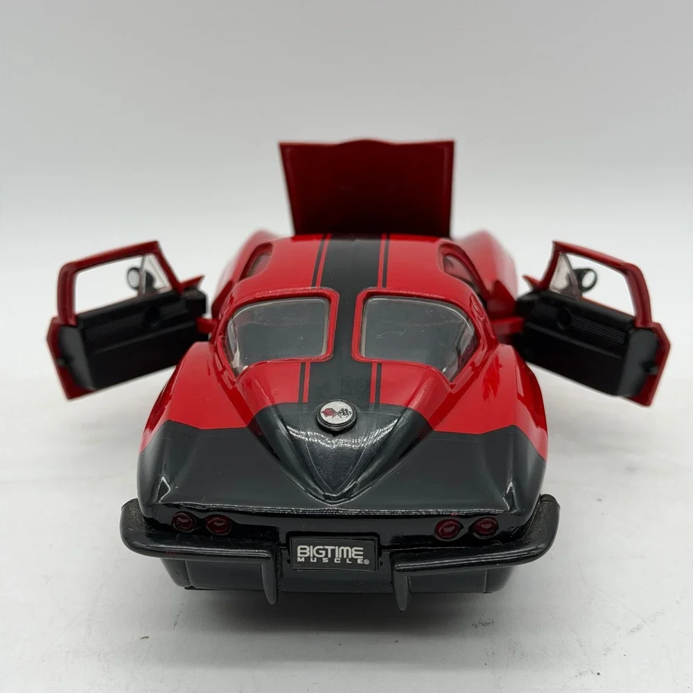 Jada Toys 90345 Bigtime Muscle 1/24 Red 1963 Chevy Corvette StingRay Diecast Car